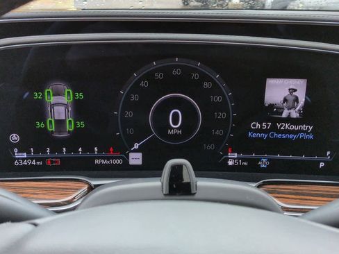 Used 2023 Cadillac Escalade Premium Luxury image 37