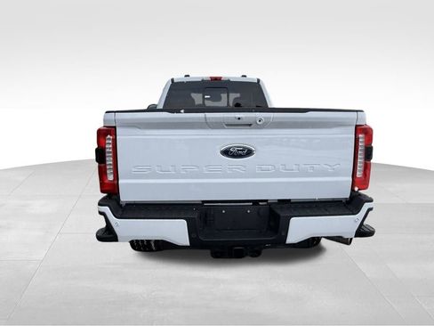 Used 2024 Ford F250 XLT w/ XLT Premium Package image 9