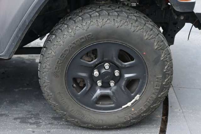 Used 2022 Jeep Gladiator Sport AWD/4WD image 38
