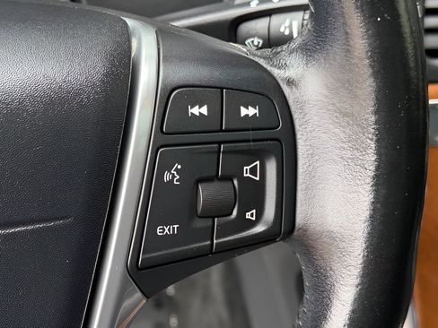 Used 2017 Volvo XC60 T5 Inscription FWD image 35