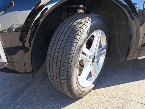 Used 2022 Audi Q5 e Premium w/ Convenience Package image 36