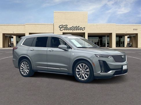 Certified 2023 Cadillac XT6 Premium Luxury w/ Technology Package image 4