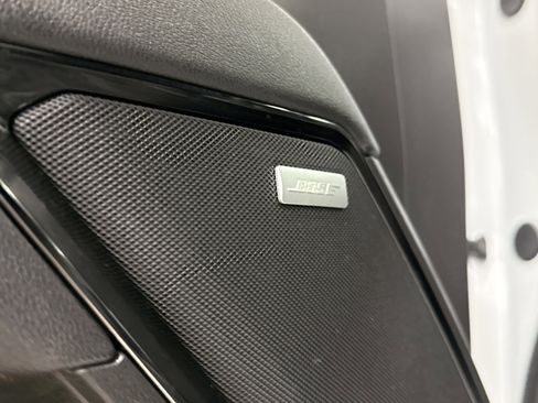 Used 2025 GMC Sierra 2500 AT4 image 5