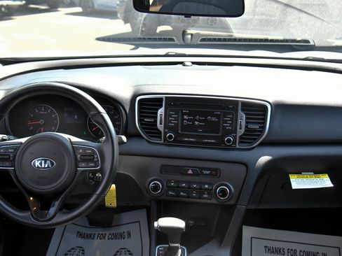 Used 2019 Kia Sportage LX AWD/4WD image 31