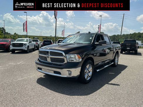 Used 2017 RAM 1500 Big Horn RWD image 1