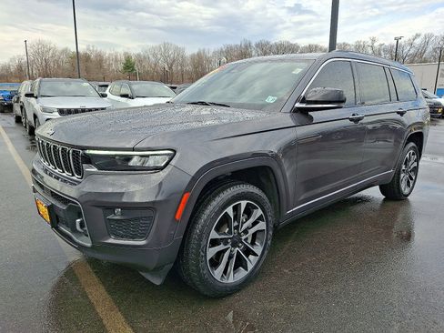 Certified 2021 Jeep Grand Cherokee L Overland w/ Luxury Tech Group IV image 3