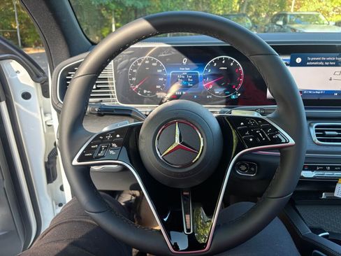 New 2026 Mercedes-Benz GLE 450 4MATIC Coupe image 18