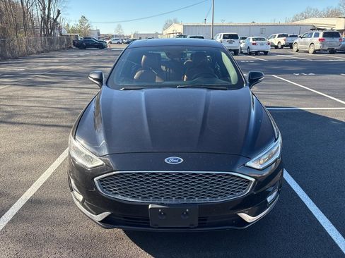 Used 2019 Ford Fusion Energi Titanium image 6