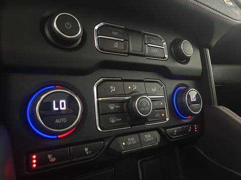 Certified 2024 Chevrolet Tahoe RST image 29