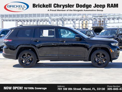 Used 2025 Jeep Grand Cherokee L Altitude image 8