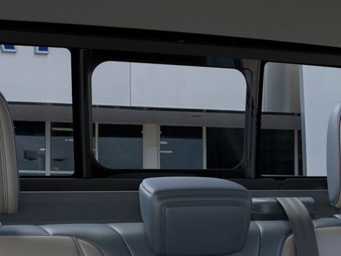 New 2026 Ford Maverick Lariat image 24