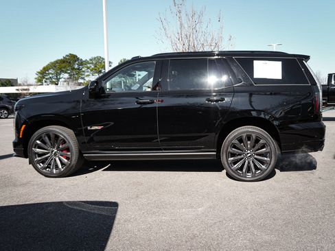 Used 2026 Cadillac Escalade V image 7