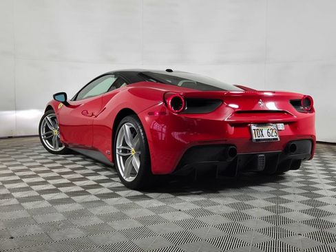 Used 2017 Ferrari 488 GTB RWD image 4