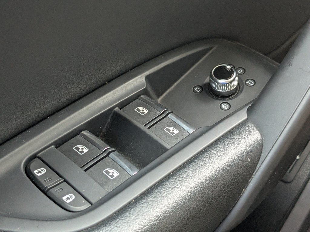 Used 2024 Audi Q5 2.0T Premium AWD/4WD image 33