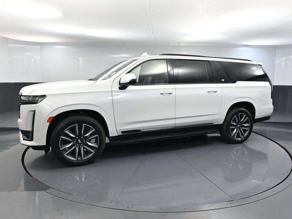 Used 2021 Cadillac Escalade ESV Sport w/ Heavy-Duty Trailer Package AWD/4WD image 8