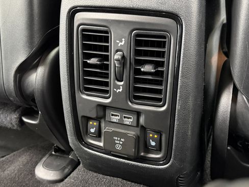 Used 2024 Dodge Durango R/T AWD/4WD image 38