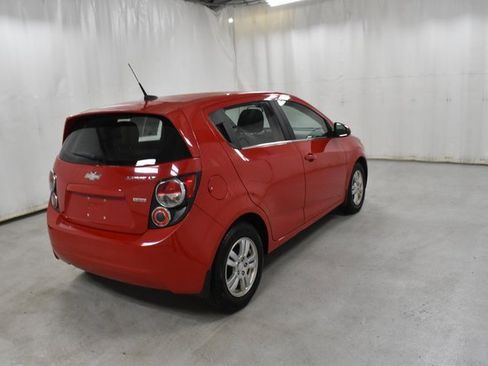 Used 2013 Chevrolet Sonic LT image 5