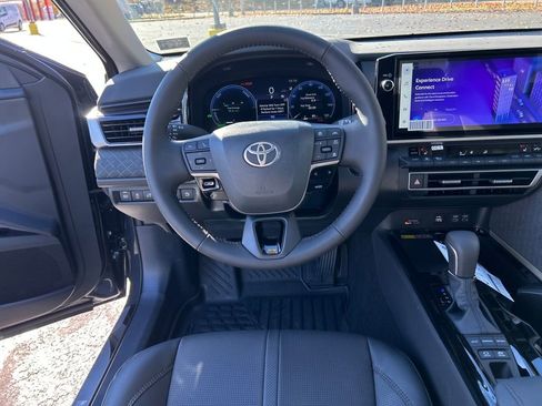 New 2026 Toyota Camry XLE image 13