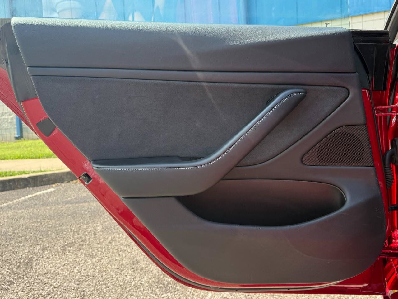 Used 2017 Tesla Model 3 Long Range RWD image 16