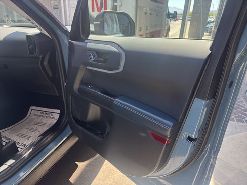 Used 2021 Ford Bronco Sport Outer Banks w/ Outer Banks Package (96D) AWD/4WD image 19
