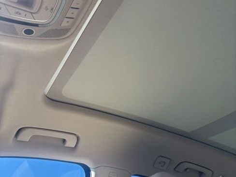 Used 2018 Audi Q5 2.0T Premium Plus w/ Premium Plus Package image 16