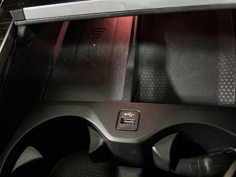 Used 2023 BMW X5 M50i w/ Executive Package image 36