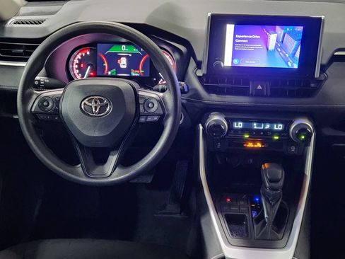 Used 2023 Toyota RAV4 XLE FWD image 40