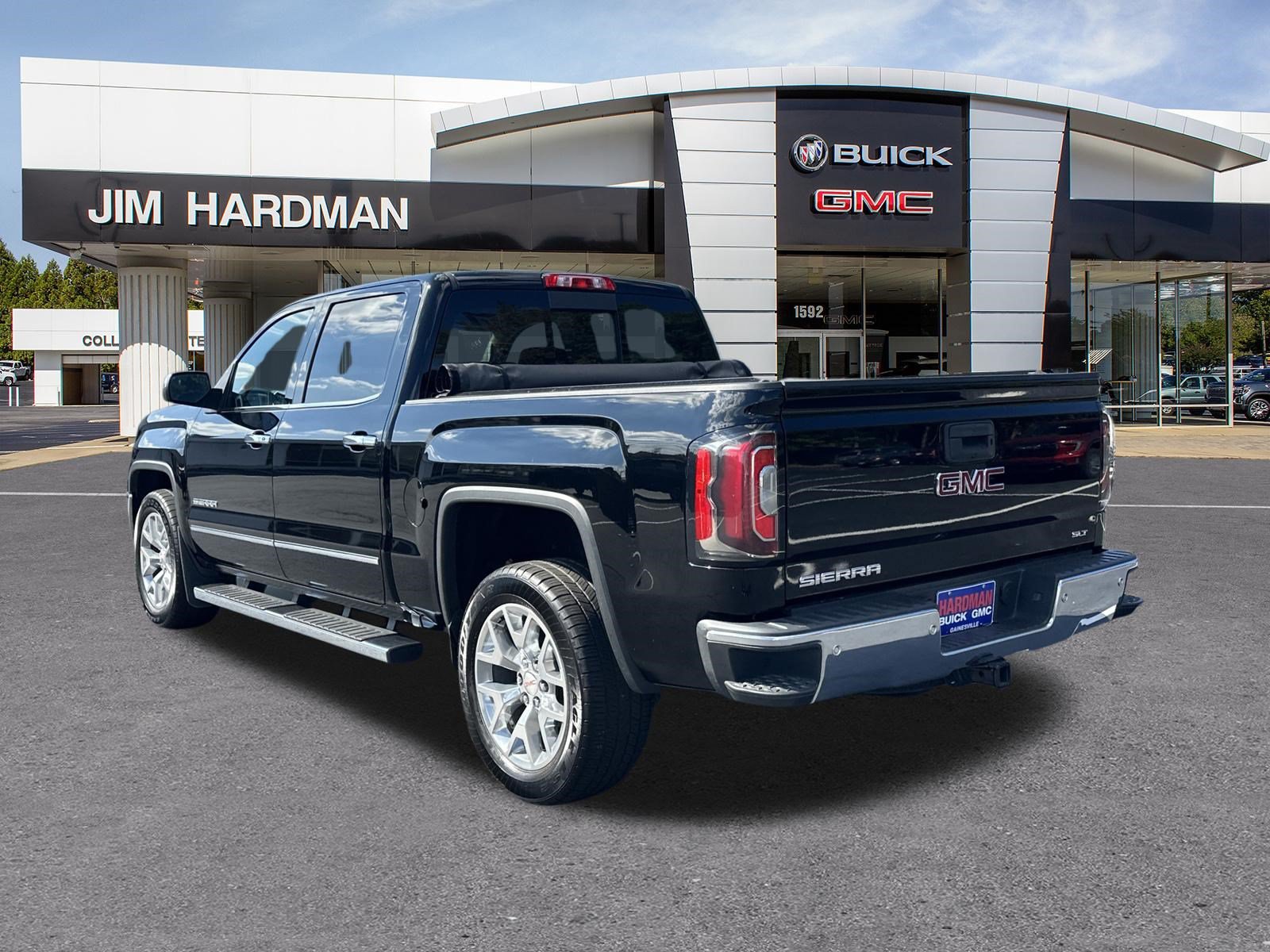 Used 2018 GMC Sierra 1500 SLT w/ Enhanced Driver Alert Package RWD image 5