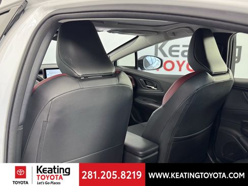 Used 2024 Toyota Prius Prime Premium image 16