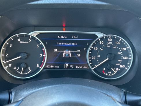 Used 2025 Nissan Sentra SV image 22