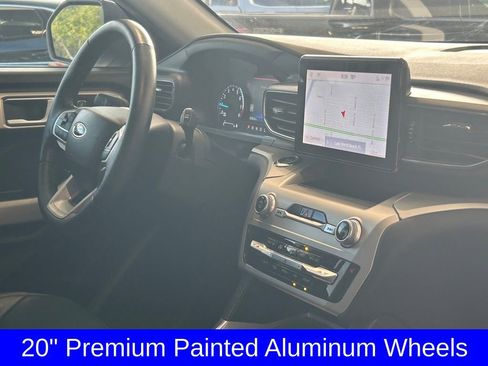 Used 2022 Ford Explorer XLT w/ Equipment Group 202A image 24