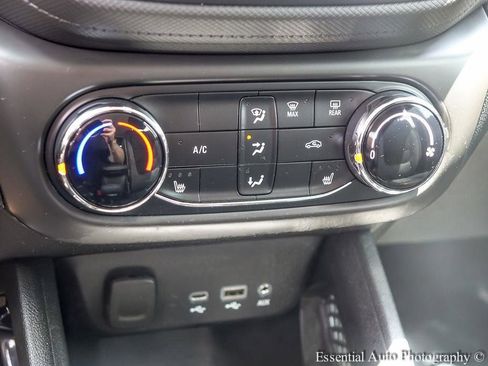 Used 2022 Chevrolet TrailBlazer LT AWD/4WD image 17