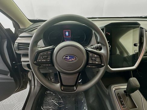 Used 2025 Subaru Crosstrek 2.0i Premium AWD/4WD image 16