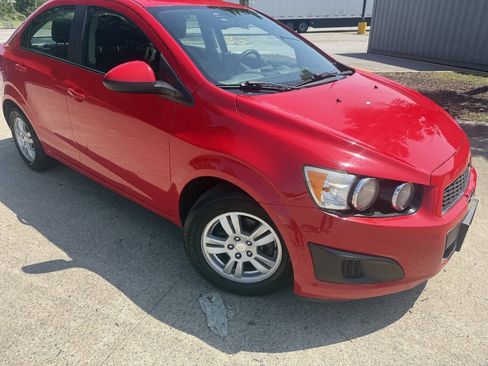 Used 2015 Chevrolet Sonic LT FWD image 6