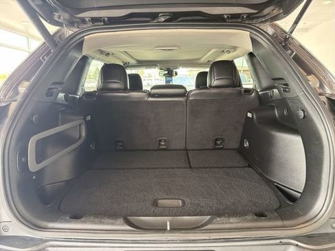 Used 2016 Jeep Cherokee Trailhawk w/ Comfort/Convenience Group AWD/4WD image 15