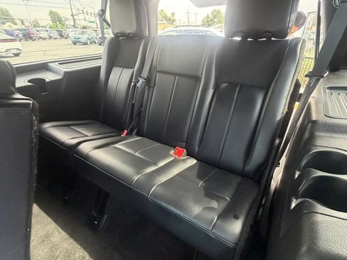 Used 2017 Ford Expedition EL XLT w/ Equipment Group 202A AWD/4WD image 13