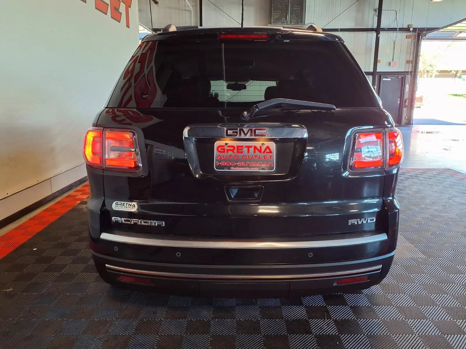 Used 2014 GMC Acadia SLE AWD/4WD image 6