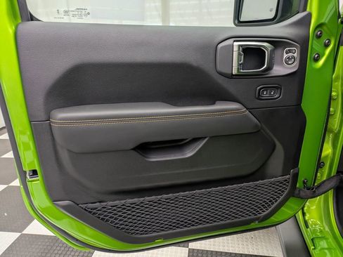 New 2025 Jeep Wrangler Unlimited Rubicon 392 image 13