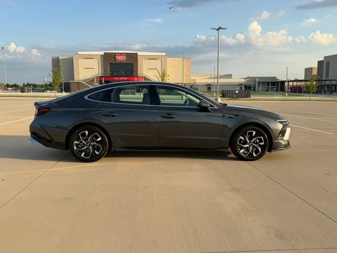 Used 2025 Hyundai Sonata SEL FWD image 7