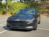 Used 2022 Hyundai Elantra SEL w/ Convenience Package image 3