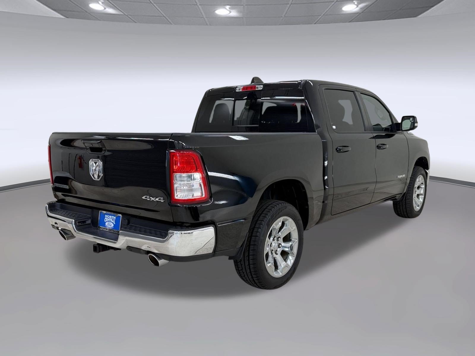 Used 2022 RAM 1500 Big Horn AWD/4WD image 9