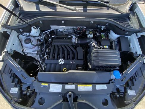 Used 2021 Volkswagen Atlas SEL R-Line AWD/4WD image 27