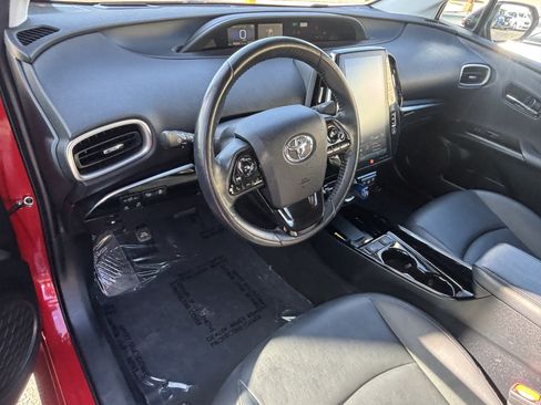 Used 2021 Toyota Prius Prime Limited FWD image 17