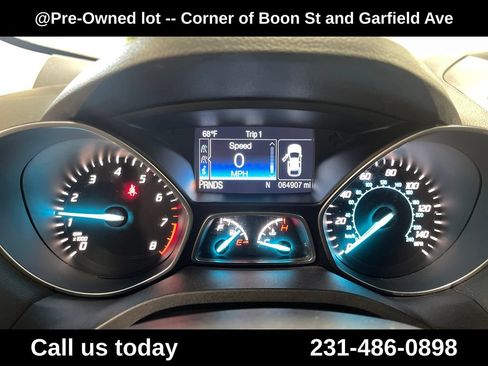 Used 2014 Ford Escape Titanium w/ Equipment Group 401A AWD/4WD image 18