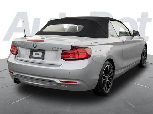 Used 2020 BMW 230i xDrive Convertible w/ Premium Package image 7