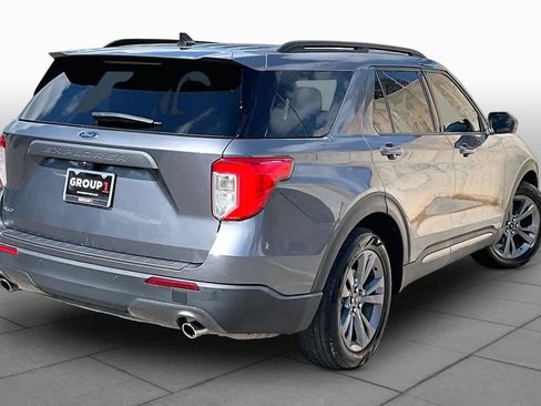 Used 2022 Ford Explorer XLT w/ Equipment Group 202A RWD image 16