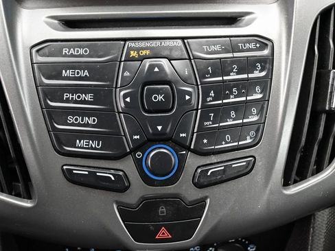 Used 2018 Ford Transit Connect XL image 22