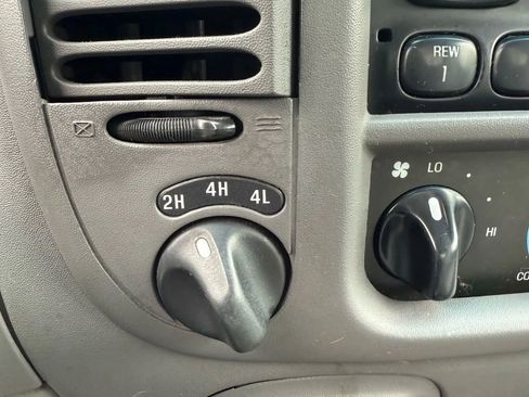 Used 1998 Ford F150 2WD SuperCab image 16