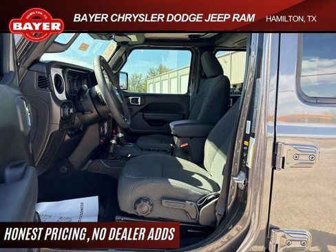 Used 2024 Jeep Wrangler Unlimited Sport AWD/4WD image 20