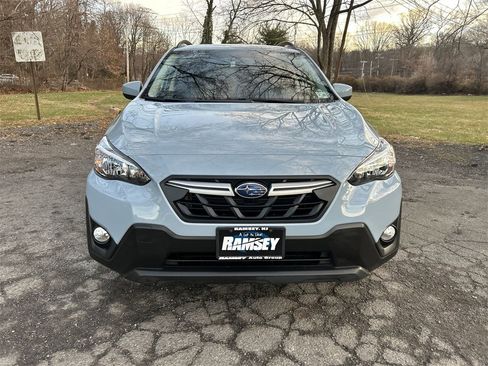 Certified 2023 Subaru Crosstrek 2.0i Premium image 3